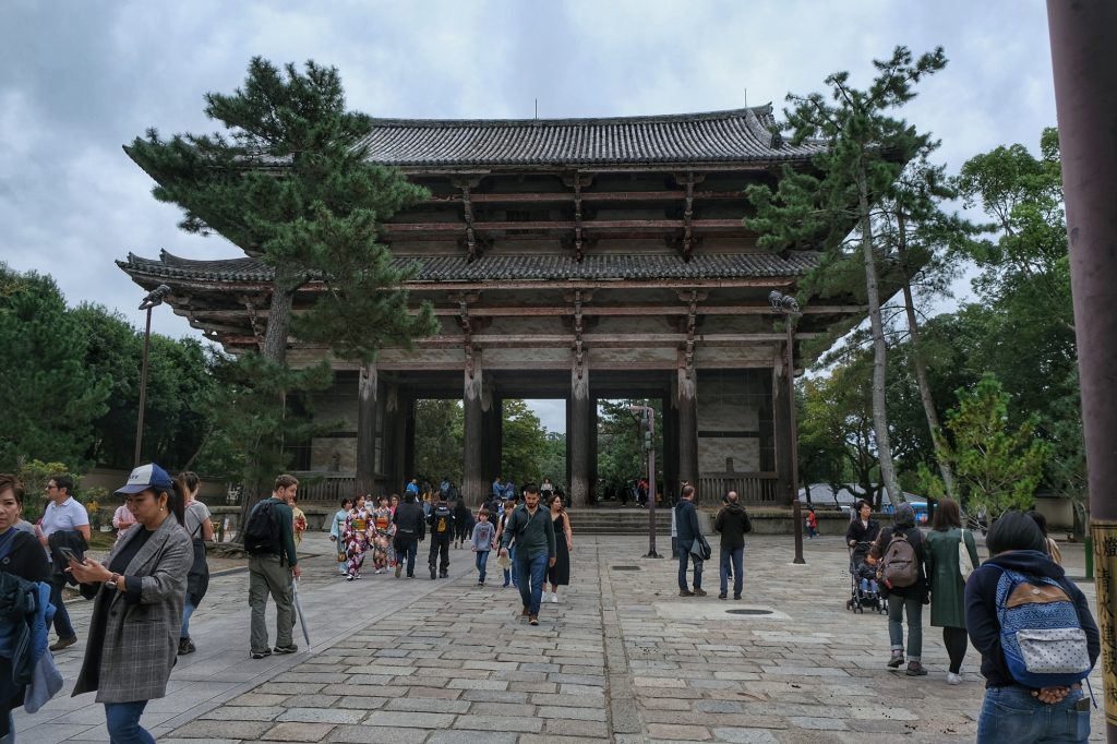La porte du temple du Todai-ji