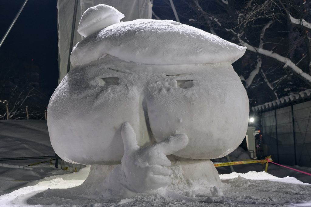 Détective Popotin au festival de la neige de Sapporo