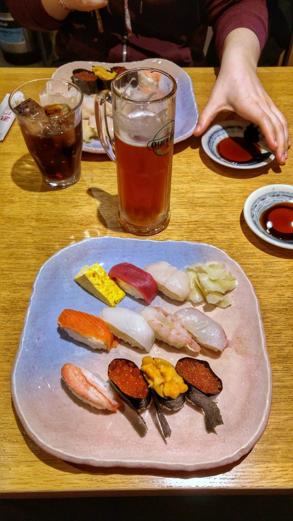 D'excellents sushis dans un restaurant d'Otaru