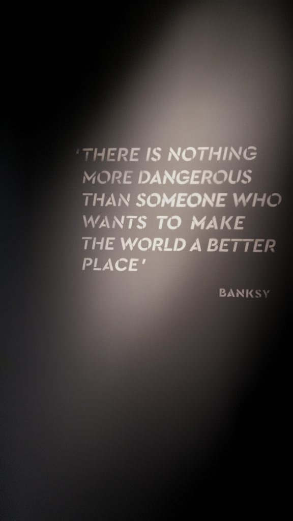 Citation de Banksy sur un monde meilleur