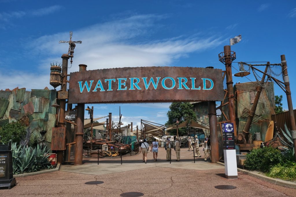 L'entrée vers le spectacle Waterworld à Universal Studios Japan